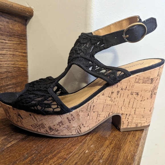 American Eagle Platform Lace cork wedges shoes Size 8 - Picture 10 of 10